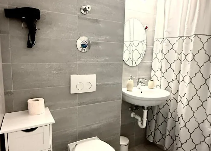 Happy Avantgarden * Брашов